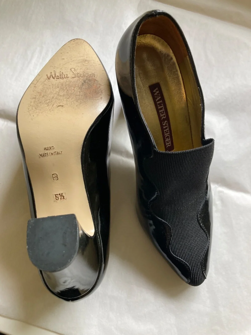 Walter Steiger Size 6 Black Patent Leather Block Heel Pumps w Fabric Detail